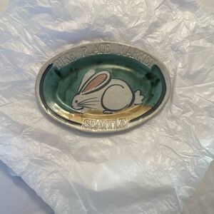 Vintage Pike Place Market Seattle Bunny Plate 1989 Hand Painted Earthenware